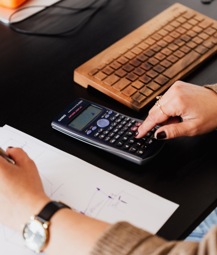Top 10 Reasons you need a bookkeeper/accountant for your business